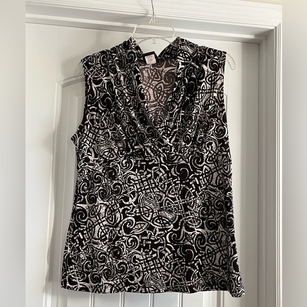 Women’s blouse